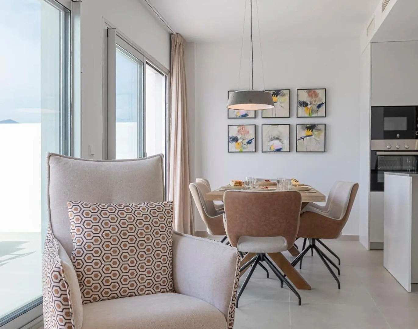 Magnificent 3 Bedroom Apartment With Pool, Terrace And Parking Estepona 0*,  Spain